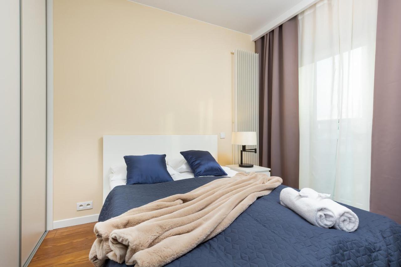 Royal City Center Mennica Residence By Noclegi Renters Warszawa Eksteriør billede