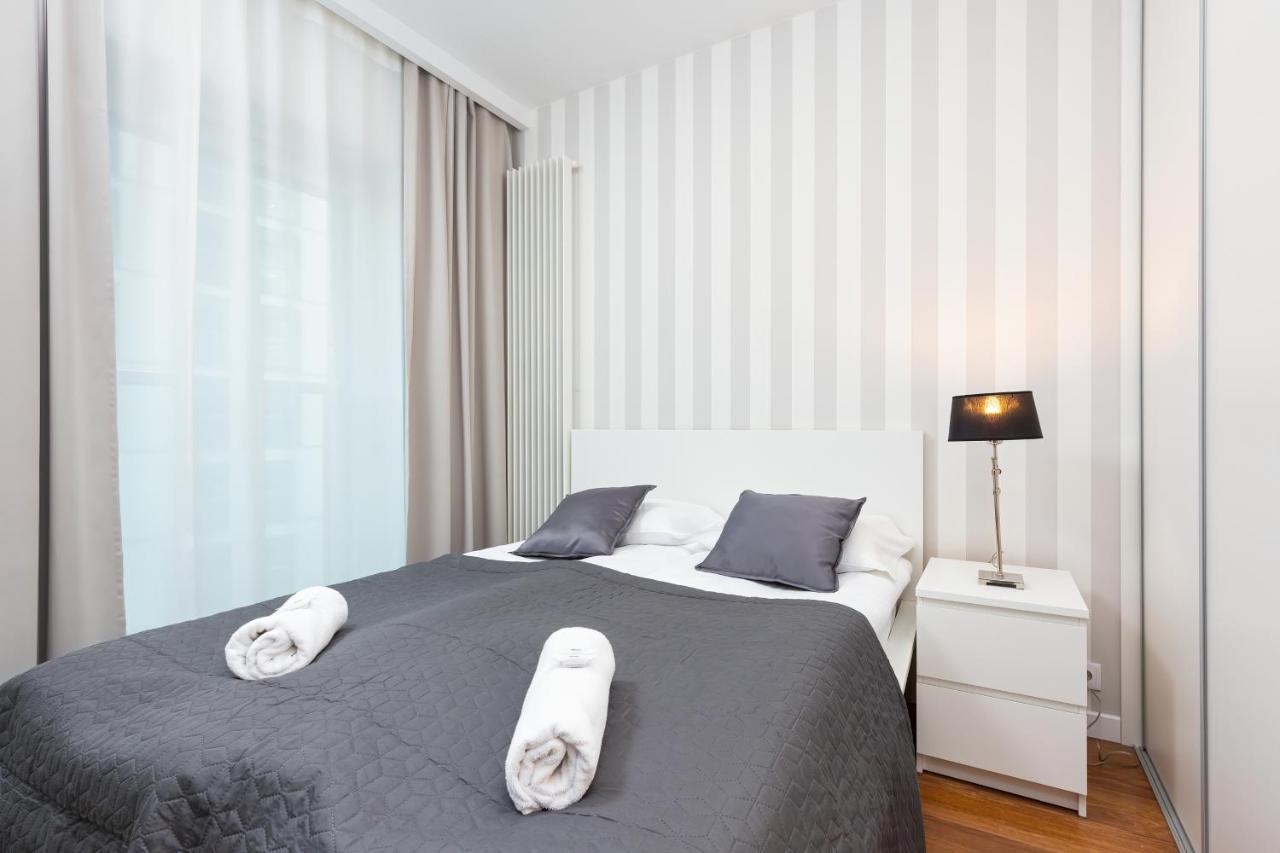 Royal City Center Mennica Residence By Noclegi Renters Warszawa Eksteriør billede