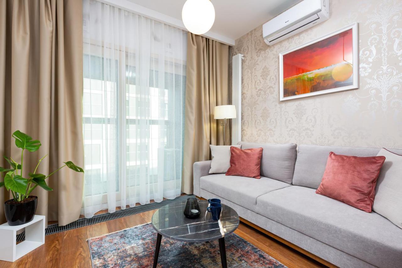 Royal City Center Mennica Residence By Noclegi Renters Warszawa Eksteriør billede
