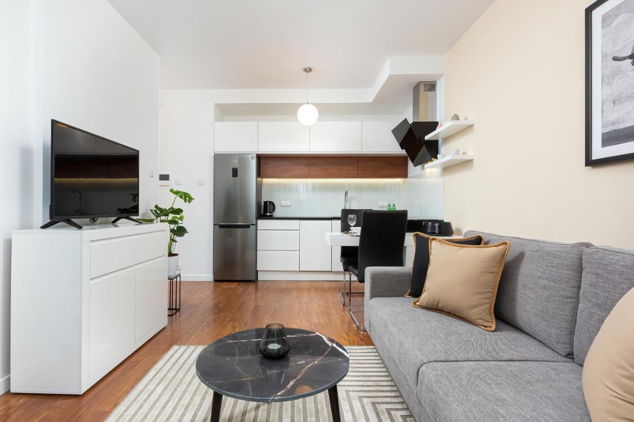 Royal City Center Mennica Residence By Noclegi Renters Warszawa Eksteriør billede