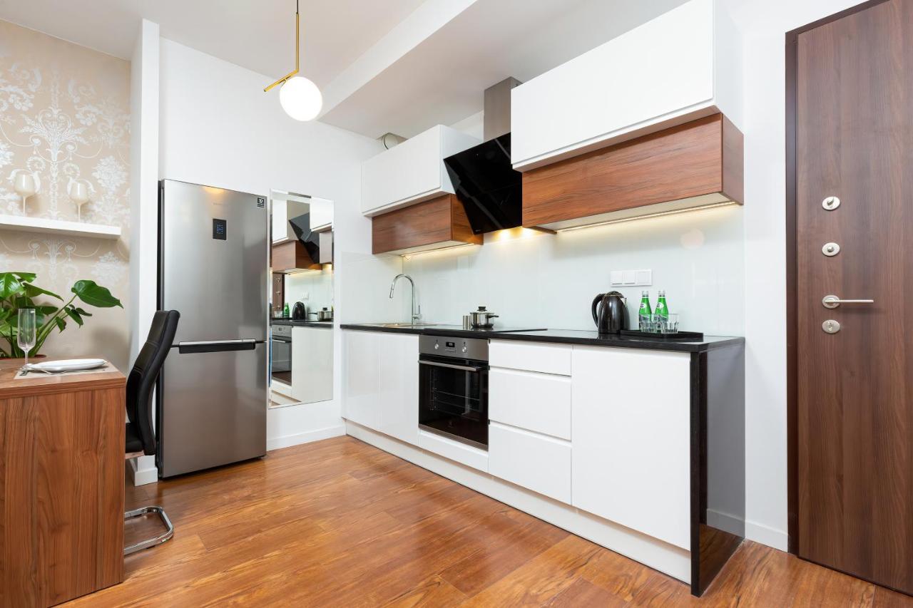 Royal City Center Mennica Residence By Noclegi Renters Warszawa Eksteriør billede
