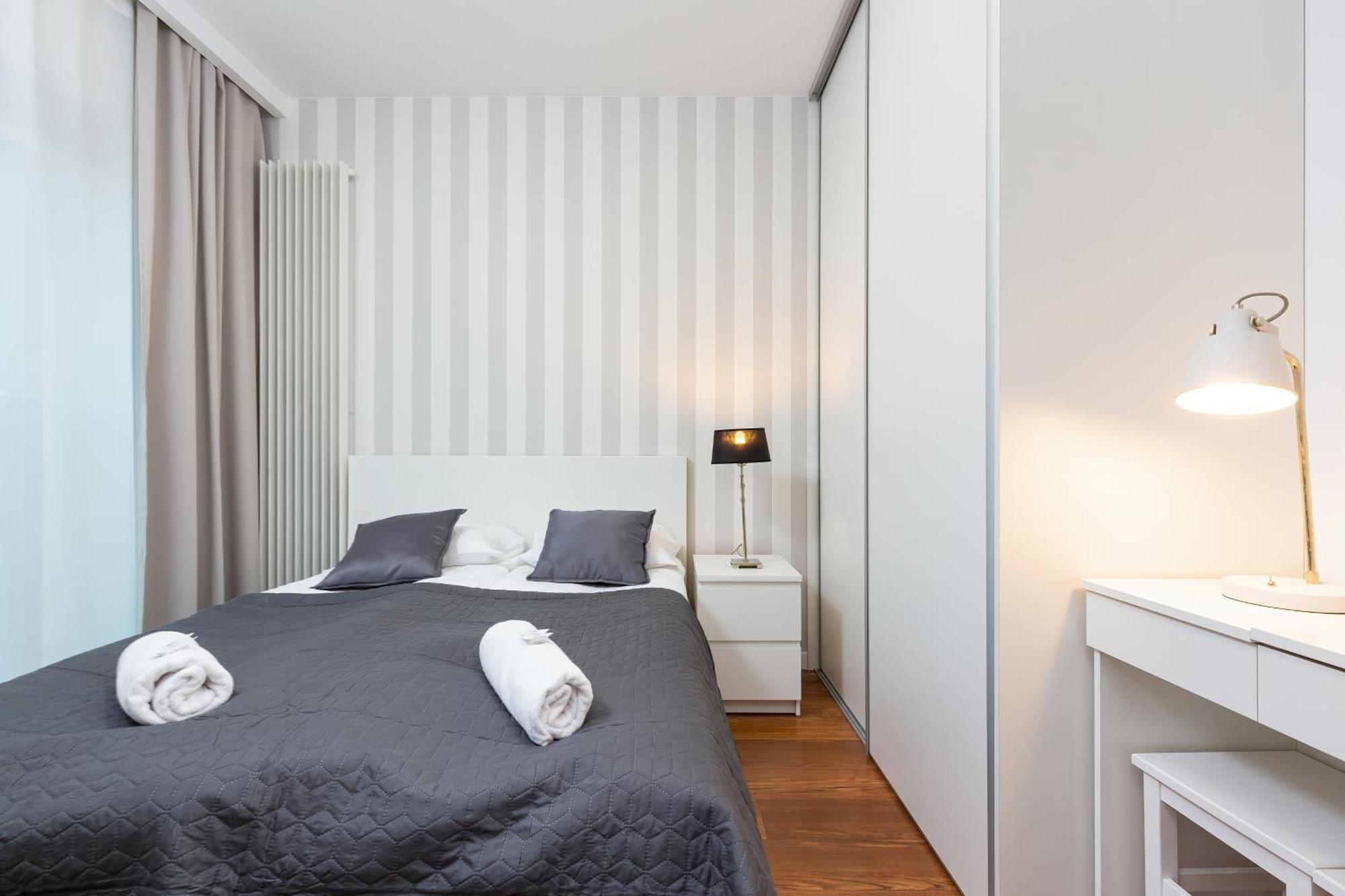 Royal City Center Mennica Residence By Noclegi Renters Warszawa Eksteriør billede