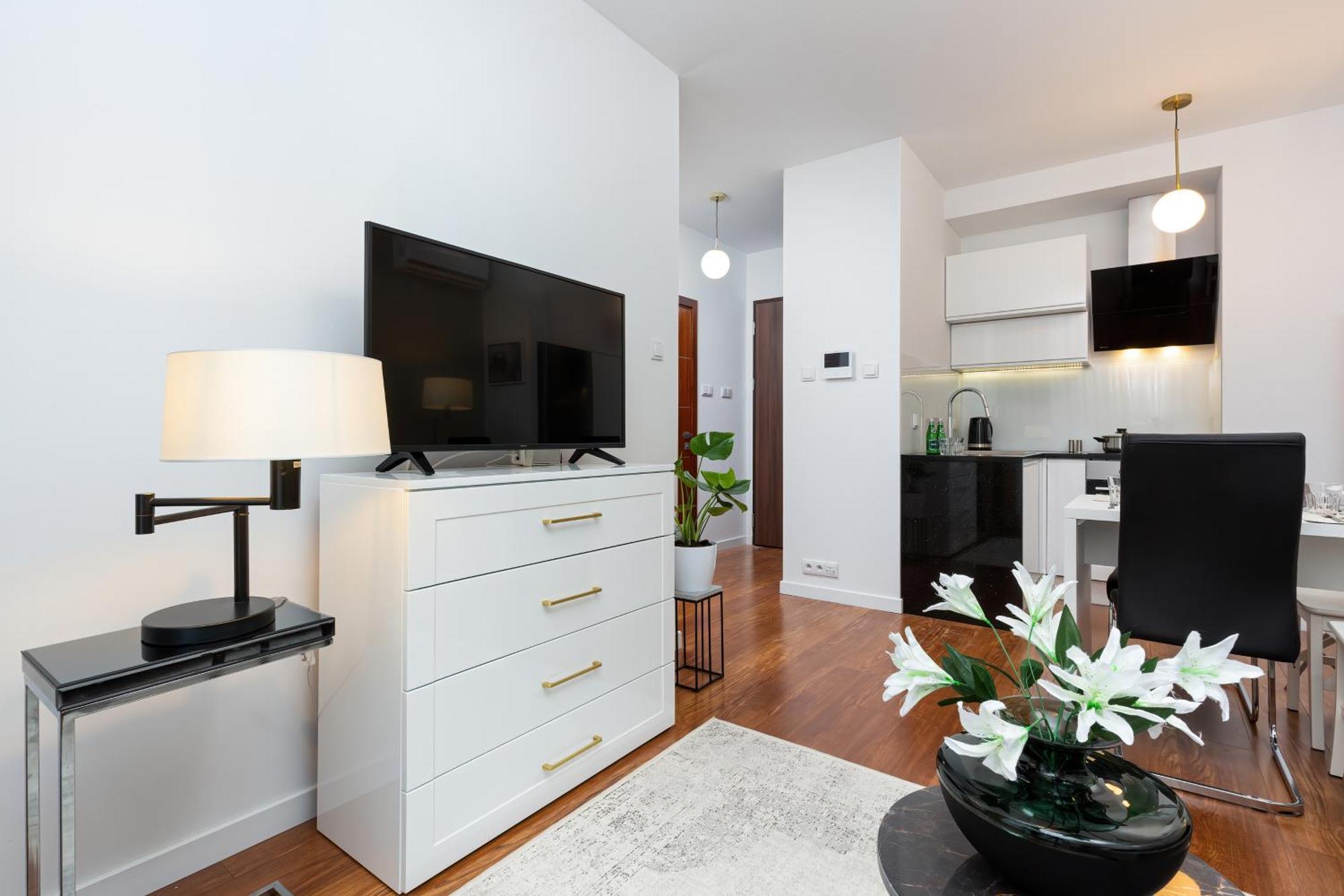 Royal City Center Mennica Residence By Noclegi Renters Warszawa Eksteriør billede