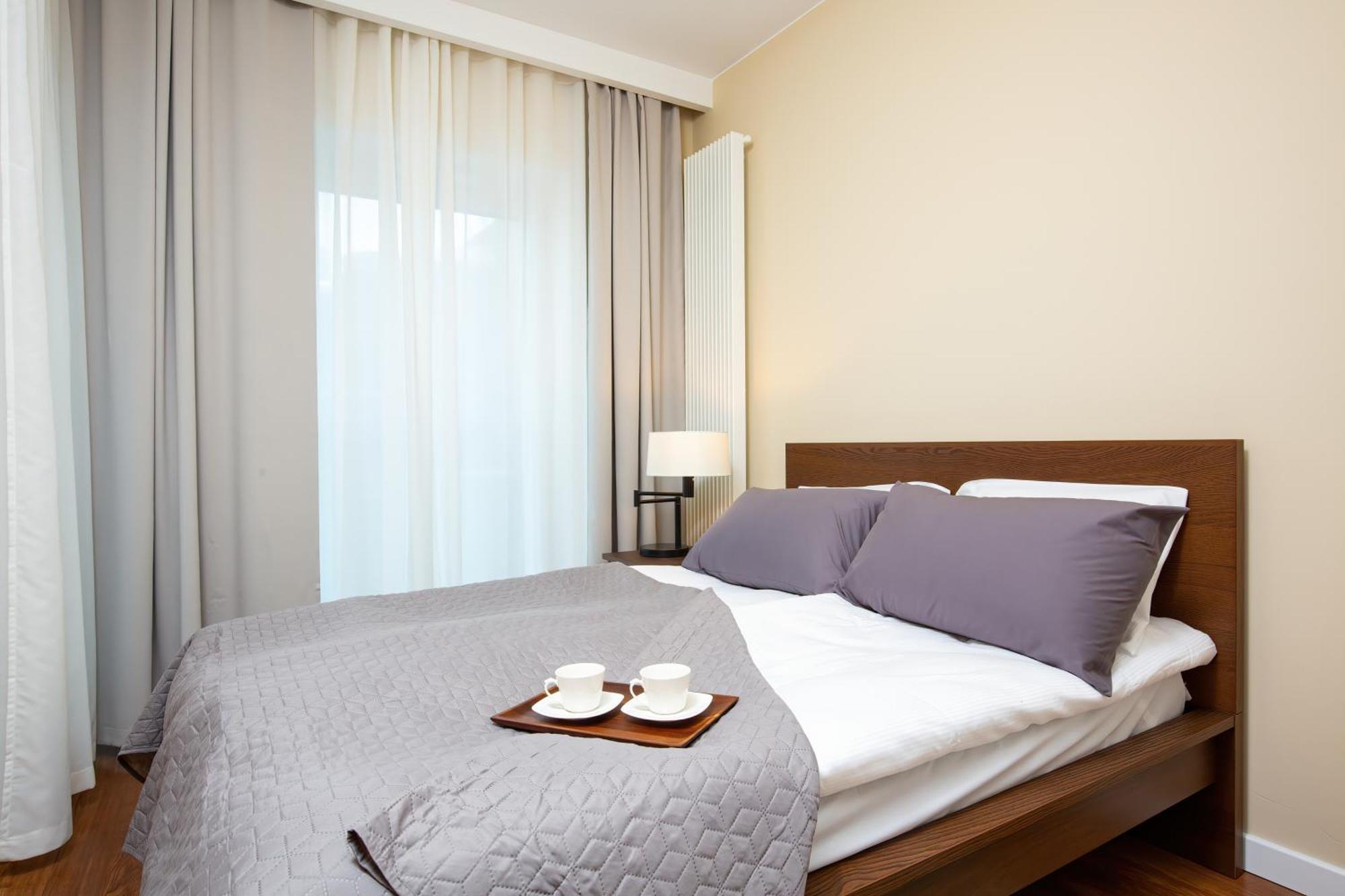 Royal City Center Mennica Residence By Noclegi Renters Warszawa Eksteriør billede